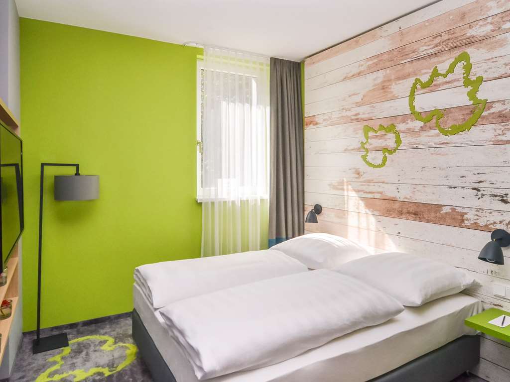 Ibis Styles Stuttgart Vaihingen Hotel Стая снимка